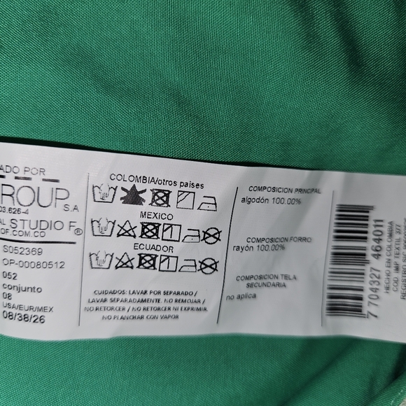 STUDIO F CROP TOP AND SHORT EMBROIDERED FABRIC - Picture 5 of 7